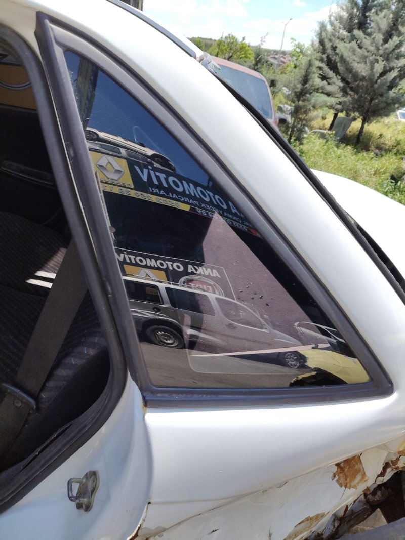 1994 - 2001 Opel Astra F Çıkma Kelebek Camı Eskişehir