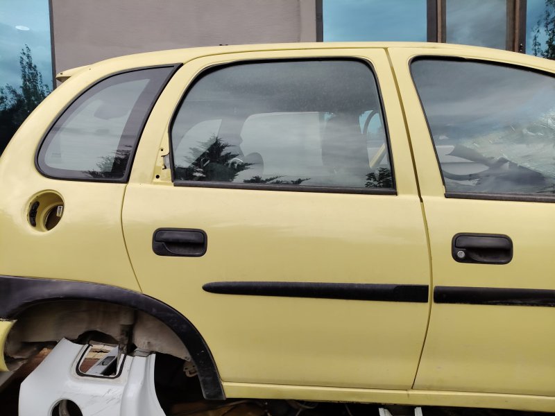 1993 - 2000 Opel Corsa B Çıkma Sağ Arka Kapı Ankara