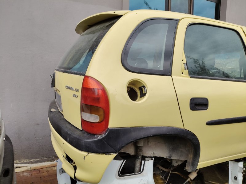 1993 - 2000 Opel Corsa B Çıkma Sağ Arka Çamurluk - Ankara
