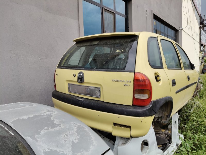 1993 - 2000 Opel Corsa B Çıkma Bagaj Kapağı Ankara