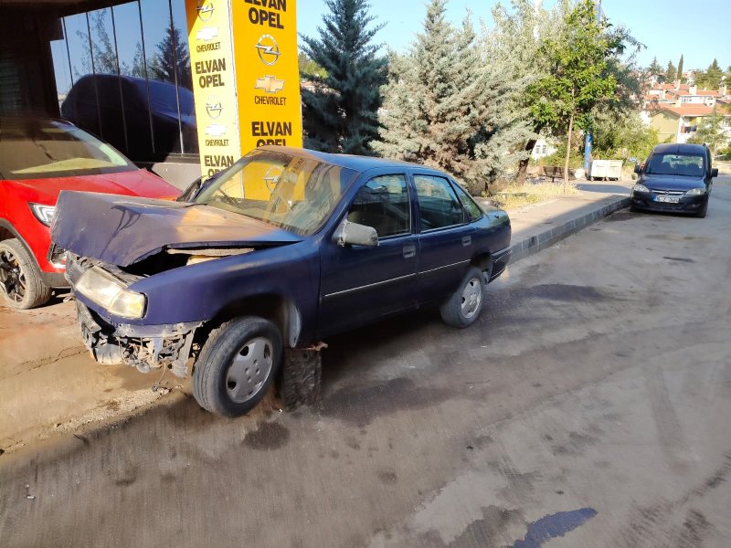 1991 - 1995 Opel Vectra A Çıkma Parça Sakarya
