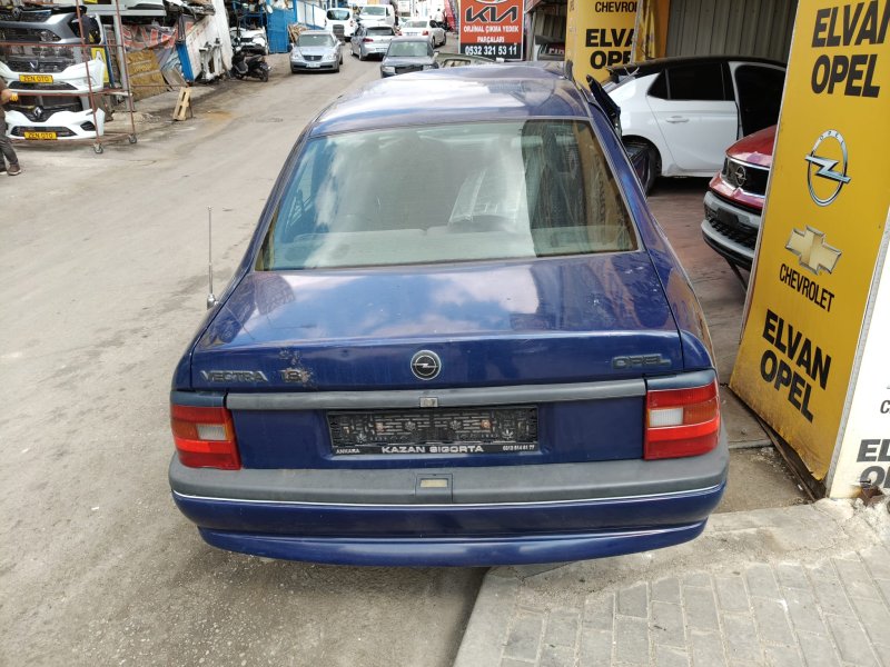 1991 - 1995 Opel Vectra A Çıkma Komple Arka