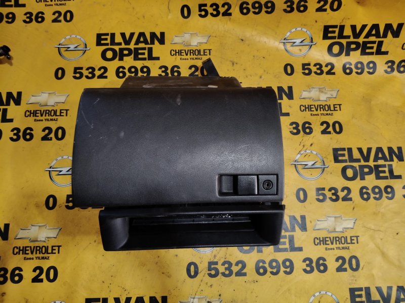 1991 - 1995 Opel Vectra A Çıkma Torpido Ankara