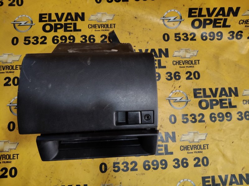 1991 - 1995 Opel Vectra A Çıkma Torpido Kırıkkale
