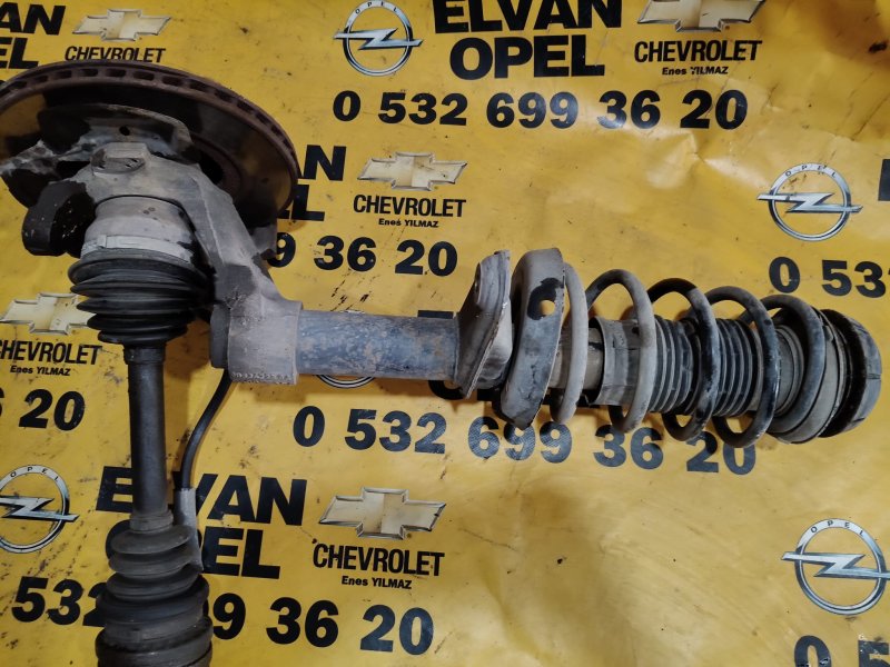1991 - 1996 Opel Vectra A Çıkma Sol Ön Taşıyıcı Yozgat