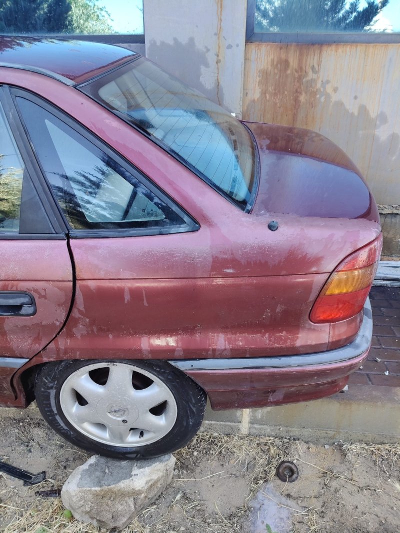 1991 - 2001 Opel Astra F Sedan Çıkma Sol Arka Çamurluk