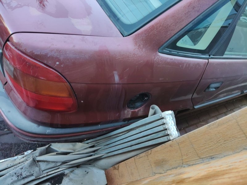 1991 - 2001 Opel Astra F Çıkma Sağ Arka Çamurluk