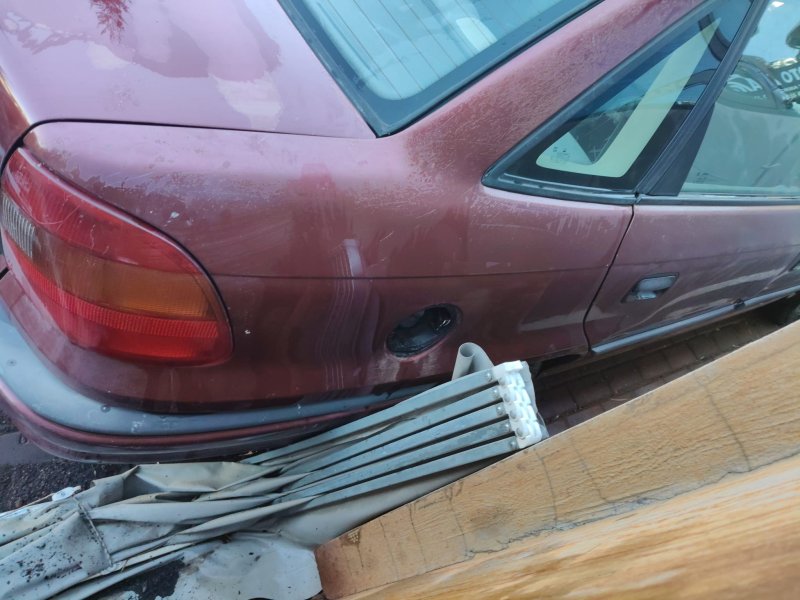 1991 - 2001 Opel Astra F Çıkma Sağ Arka Çamurluk