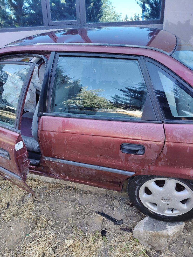 1991- 2001 Opel Astra F Çıkma Sol Arka Kapı
