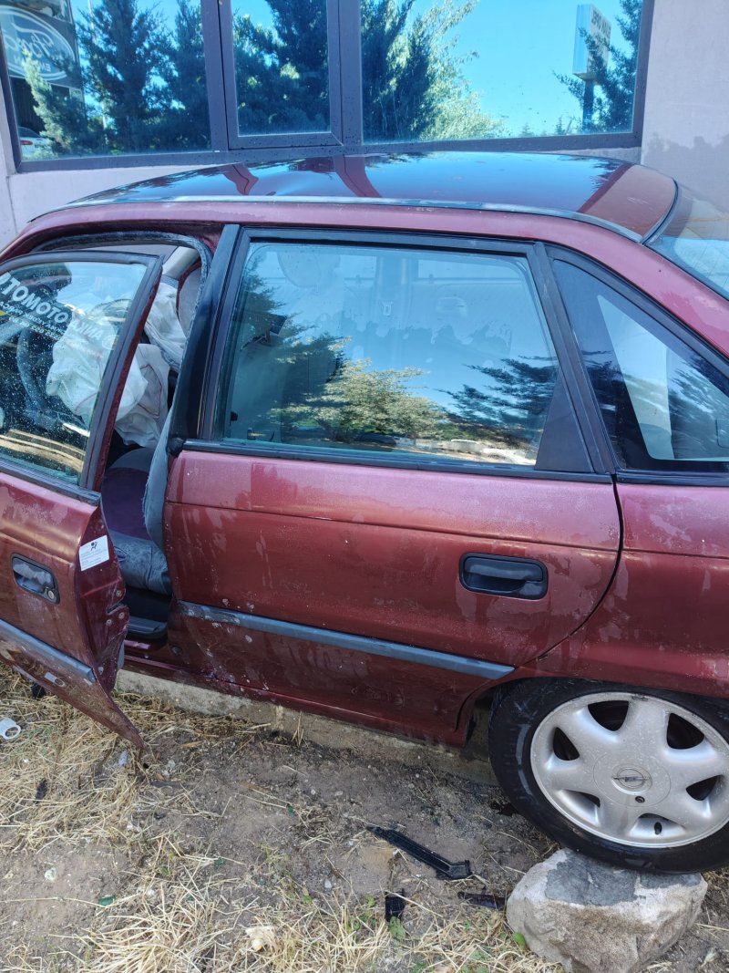 1991 - 2001 Opel Astra F Çıkma Sol Arka Kapı