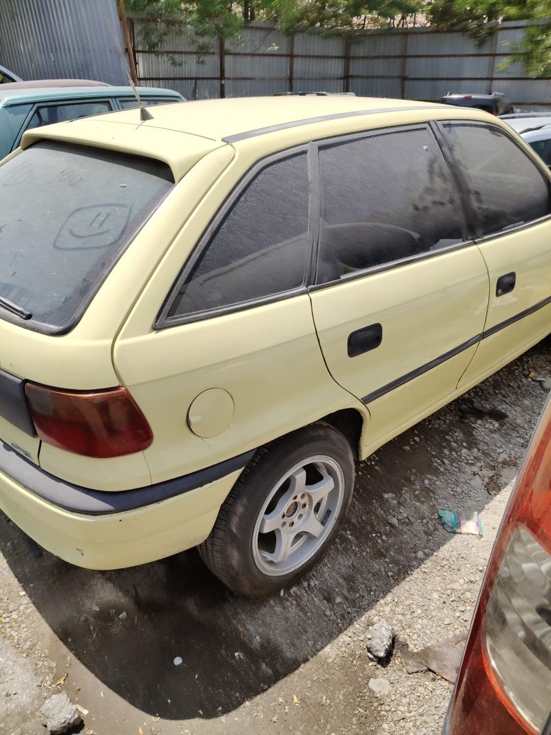 1991 - 2001 Opel Astra F Çıkma Sağ Arka Çamurluk