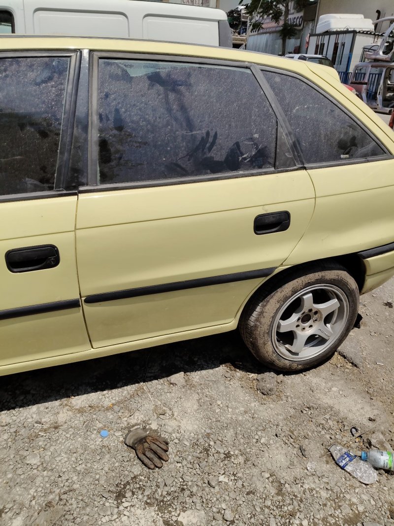 1991 - 2001 Opel Astra F Çıkma Sol Arka Kapı