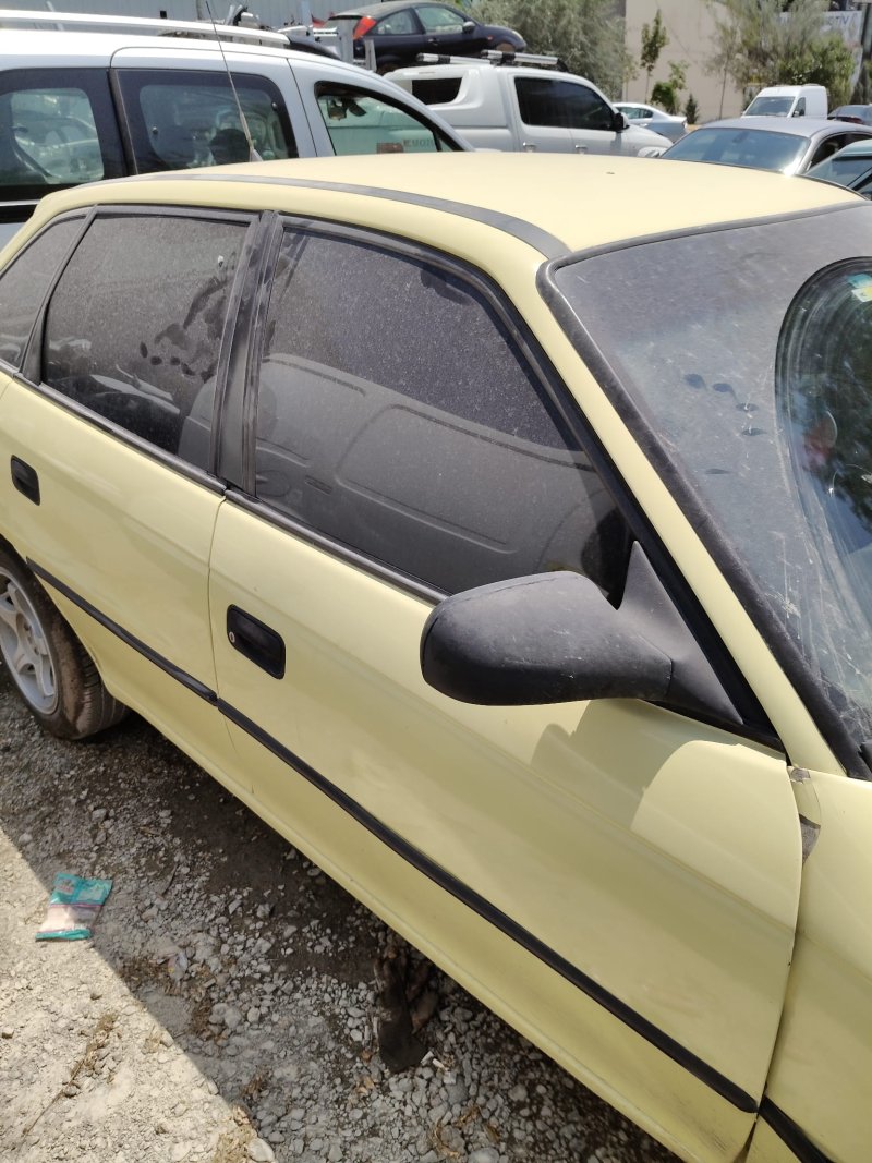 1992 - 2001 Opel Astra F Çıkma Sağ Ön Kapı