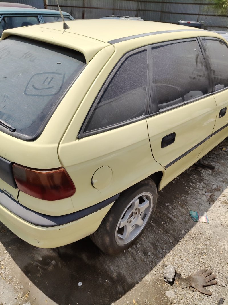 1991 - 2001 Opel Astra F HB Çıkma Sağ Arka Çamurluk