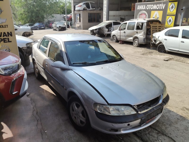 1996 - 2001 Opel Vectra B 2.0 16 V Çıkma Parça 