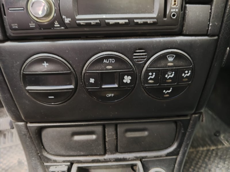 1996 - 2001 Opel Vectra B Çıkma Klima Paneli
