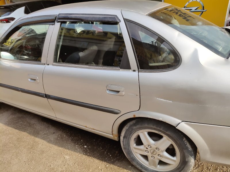 1996 - 2001 Opel Vectra B Çıkma Sol Arka Kapı