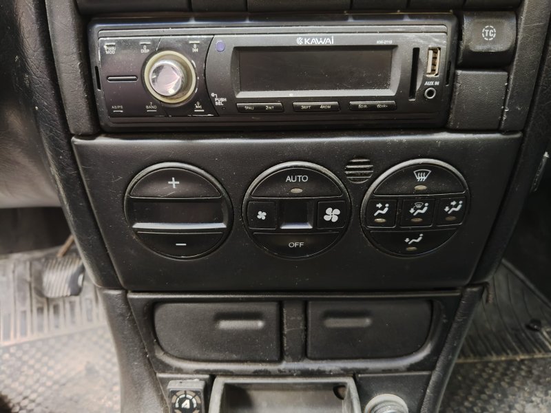 1996 - 2001 Opel Vectra B 2.0 16 V Çıkma Klima Paneli