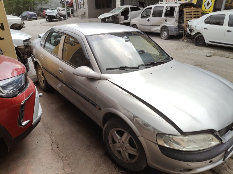 1996 - 1998 Opel Vectra B Çıkma Parça