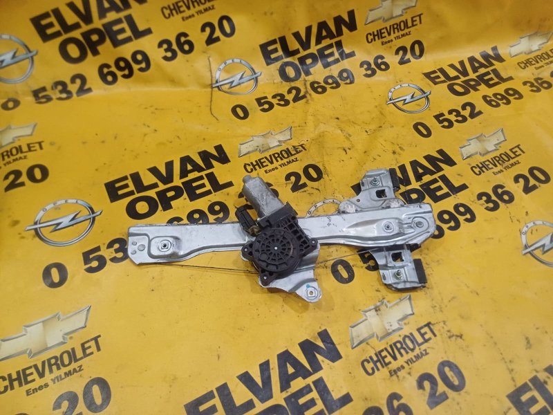 2011 - 2013 Chevrolet Aveo T300 Çıkma Sağ Arka Cam Krikosu Denizli