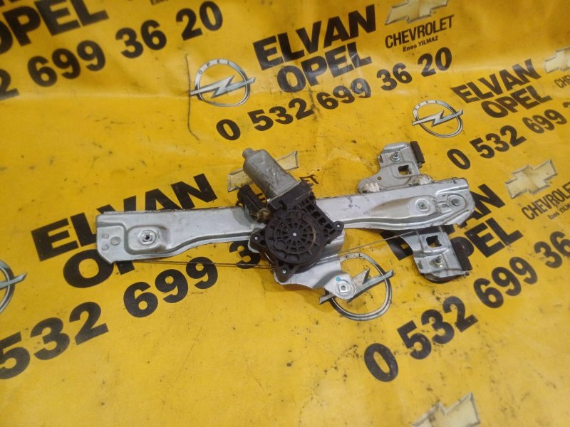 2011 - 2013 Chevrolet Aveo T300 Çıkma Sağ Arka Cam Krikosu Samsun