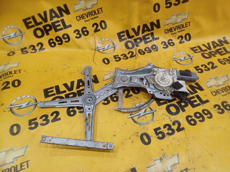 2011 - 2013 Chevrolet Aveo T300 Çıkma Sol Ön Cam Krikosu Denizli