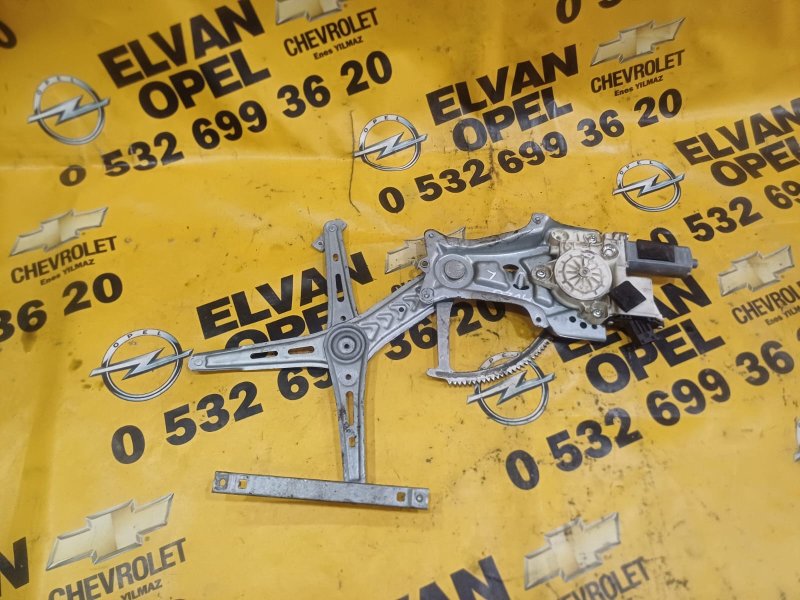 2011 - 2013 Chevrolet Aveo T300 Çıkma Sol Ön Cam Krikosu Yozgat