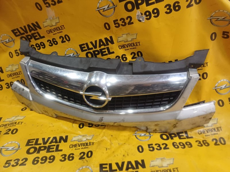 2006 - 2008 Opel Vectra C Makyajlı Çıkma Ön Panjur Afyon