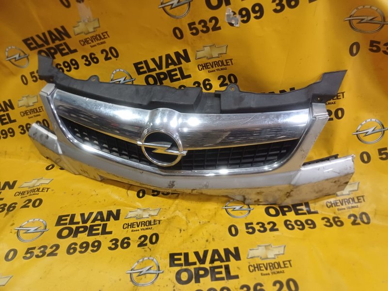 2006 - 2008 Opel Vectra C Çıkma Makyajlı Ön Panjur Ankara