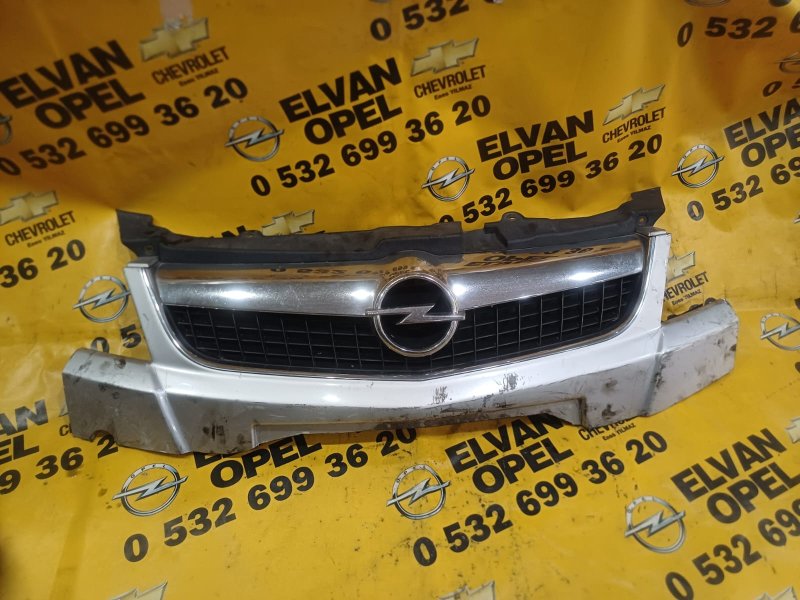 2006 - 2008 Opel Vectra C Makyajlı Çıkma Ön Panjur Denizli