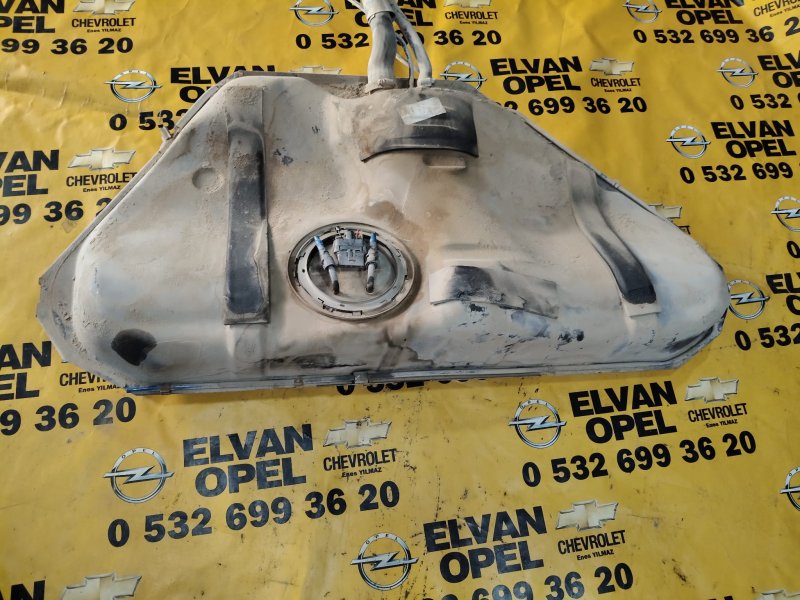 1996 - 2001 Opel Vectra B İçin Çıkma Orjinal Benzin Deposu