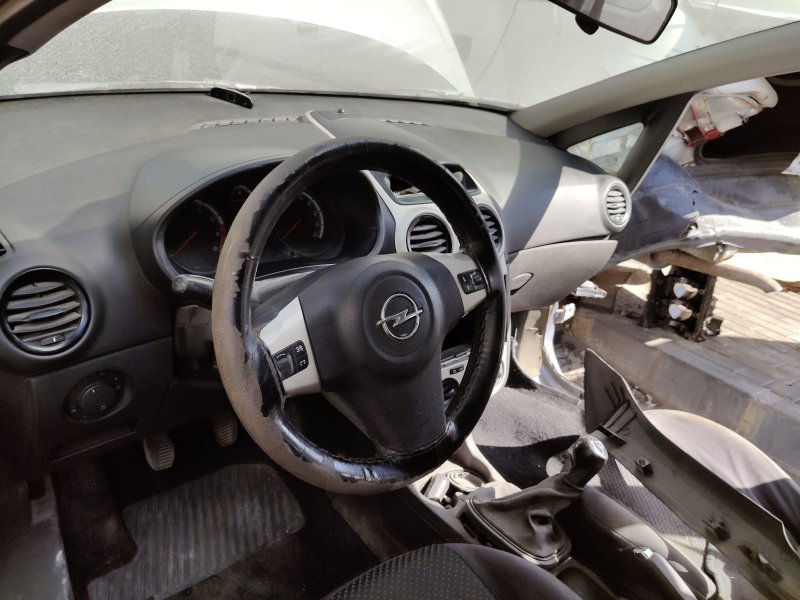 2007 - 2012 Opel Corsa D Orjinal Çıkma Torpido - GM