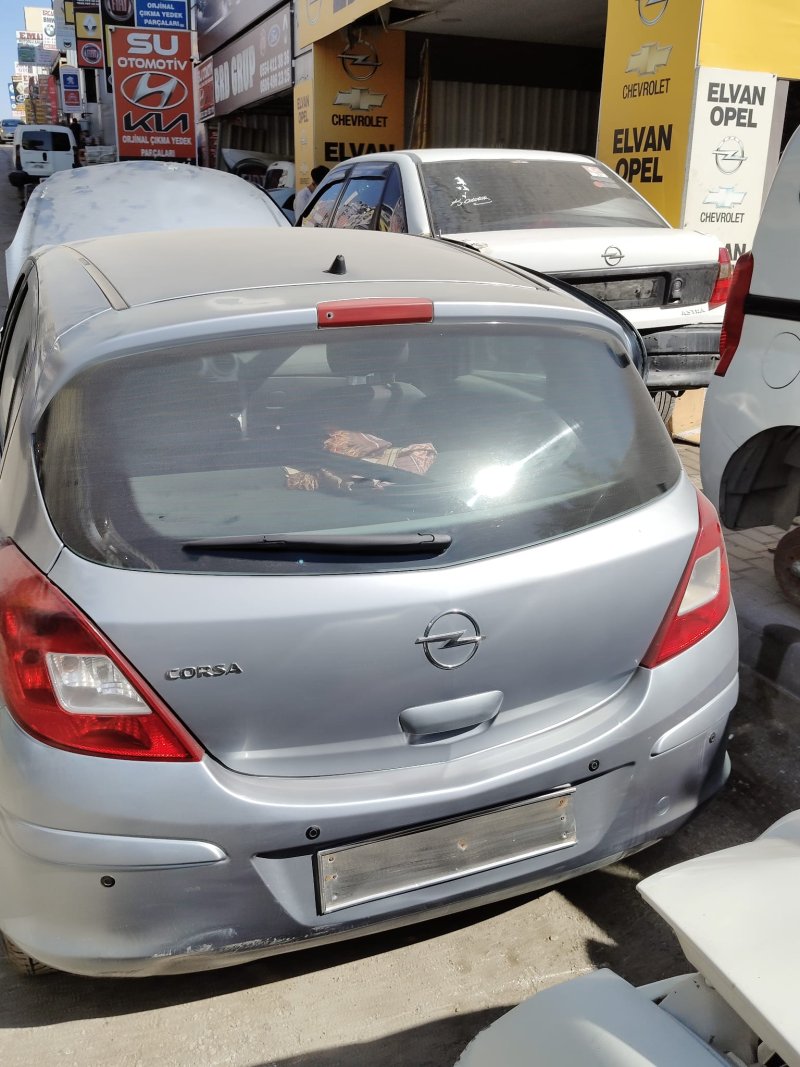 2007 - 2012 Opel Corsa D Çıkma Orjinal Bagaj Kapağı - GM