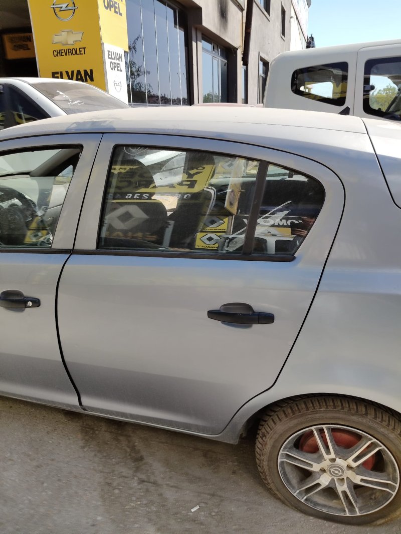 2007 - 2012 Opel Corsa D Çıkma Orjinal Sol Arka Kapı - GM