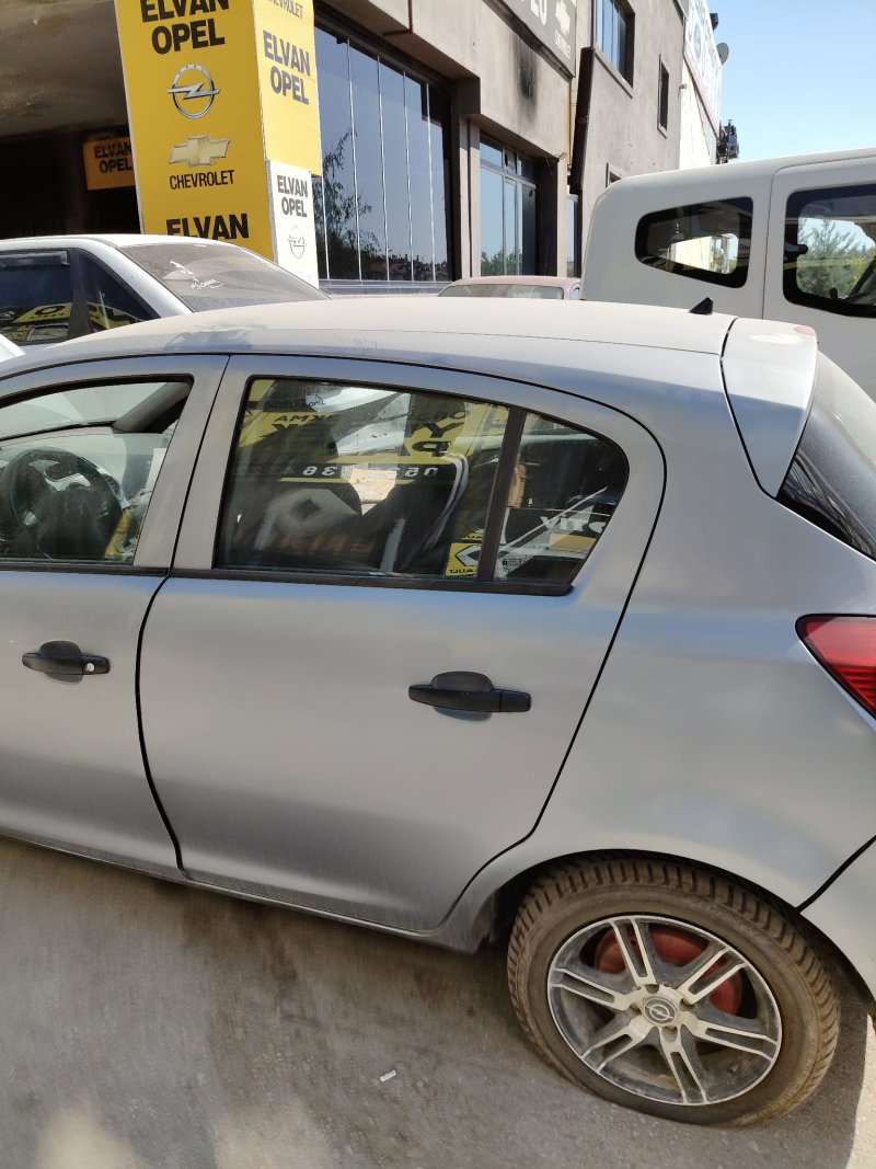 2007 - 2012 Opel Corsa D Çıkma Orjinal Sol Arka Kapı Aksaray