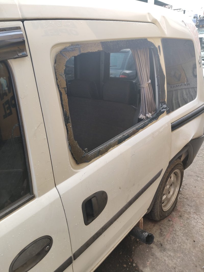2002 - 2012 Opel Combo C Çıkma Sol Arka Kapı