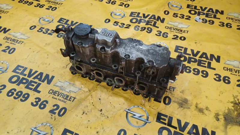 1991-1998 Opel Vectra A 1.8 8 V C18NZ Çıkma Silindir Kapağı- GM