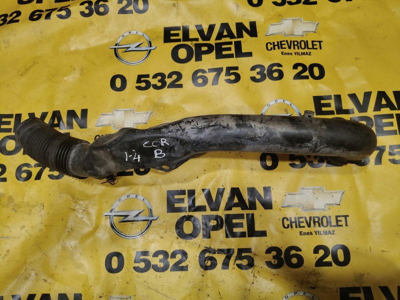 1996 - 2000 Opel Corsa B Çıkma Hava Filtre Borusu